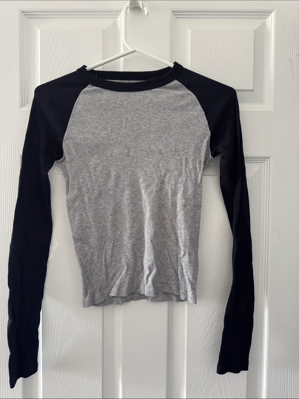 Brandy Melville Navy & Gray Raglan Long Sleeve Tee